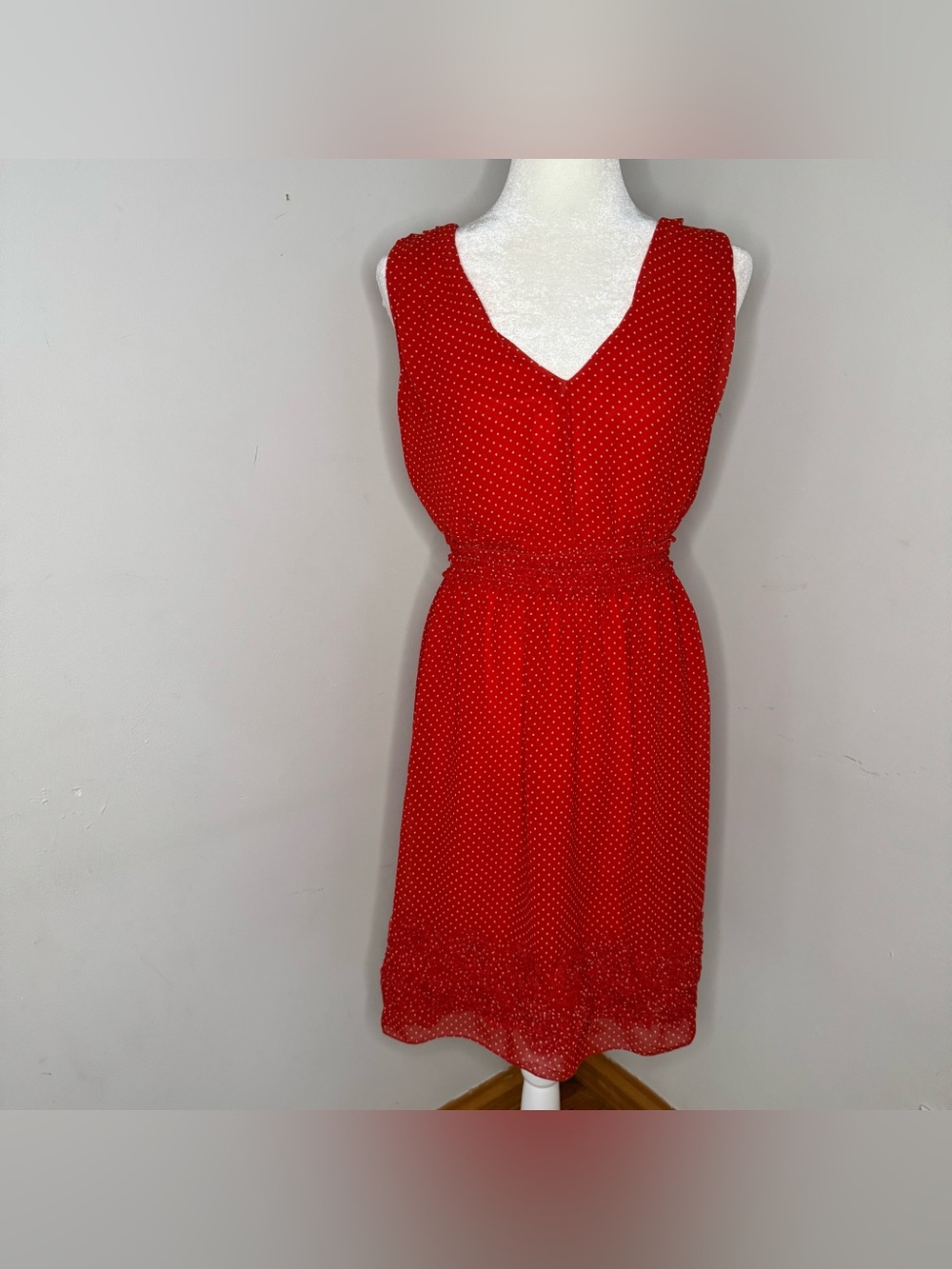 Max Studio Red and White Polka Dot Sleeveless V-Neck Midi Dress Size M